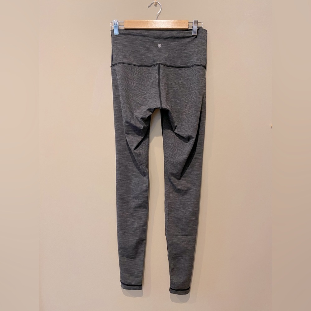 Lululemon full length leggings; size 8; gray heather pattern